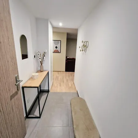T3 Spacieux, Proche Du Et Du Grand Port Avec Garage Apartment Aix-les-Bains